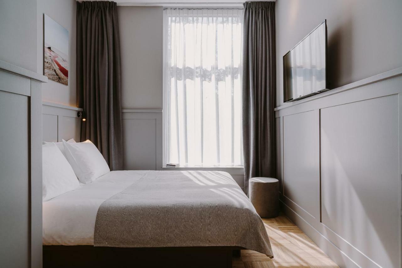 Standard Double Room,843313619:JPEG
