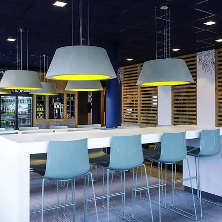Ibis Budget Rotterdam The Hague Airport-2