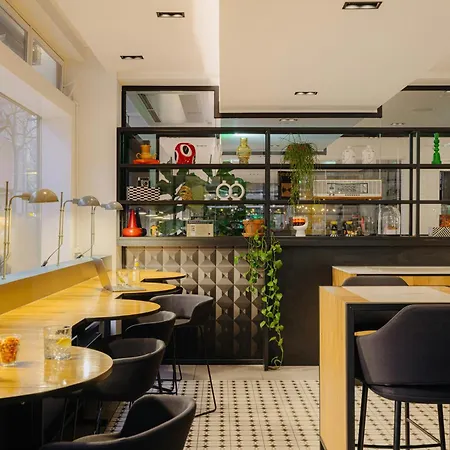 Leonardo Hotel Rotterdam Savoy-2