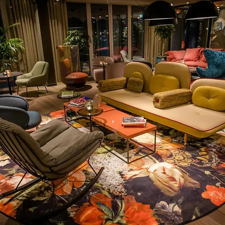 Motel One Rotterdam-2